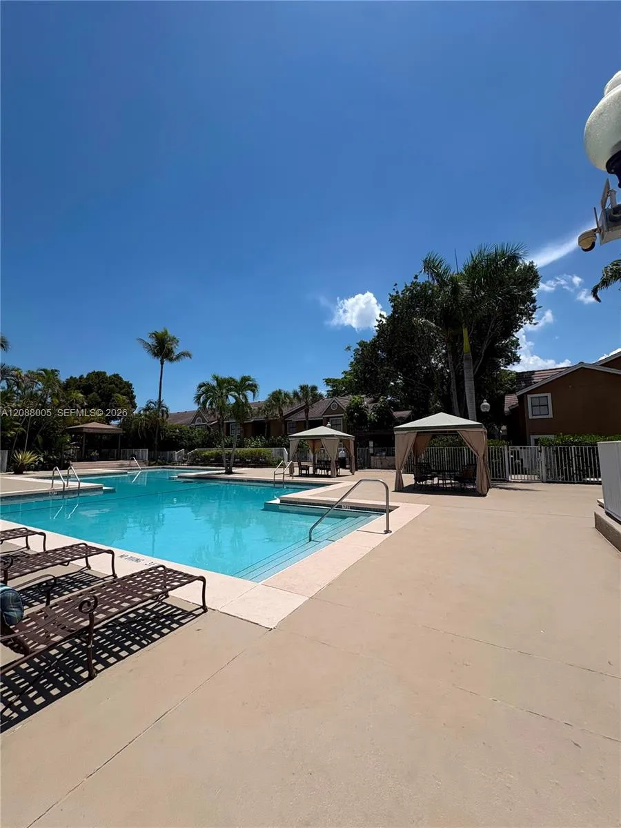 15570 SW 105th LN #1715 Miami, FL 33196