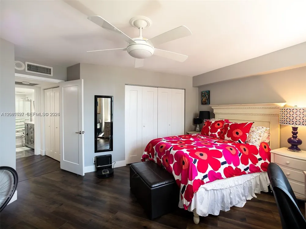 3500 Mystic Pointe Dr #1607 Aventura, FL 33180