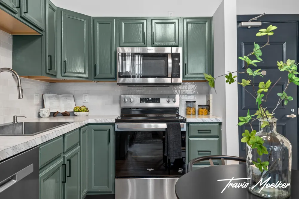 940 Monroe Avenue NW #127 Grand Rapids City, MI 49503