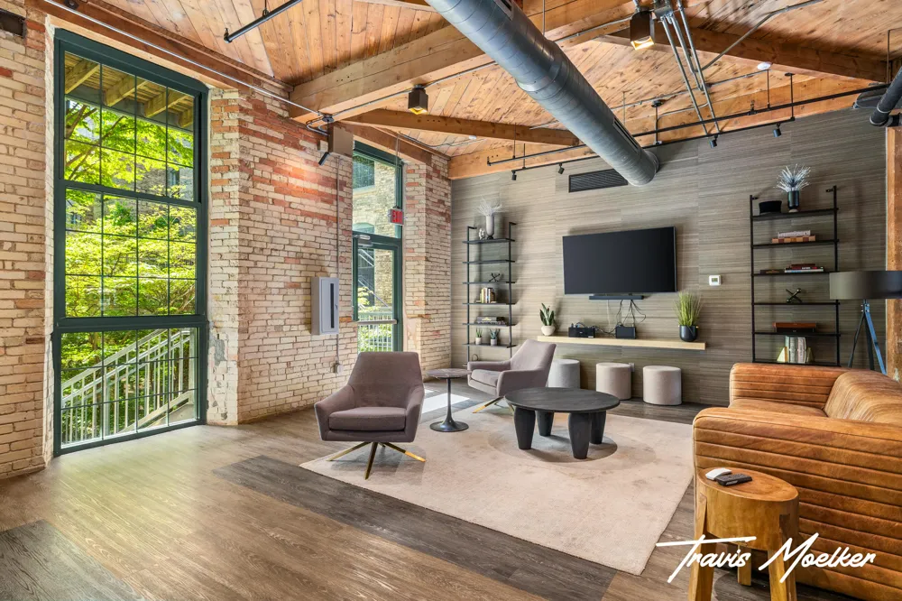 940 Monroe Avenue NW #127 Grand Rapids City, MI 49503