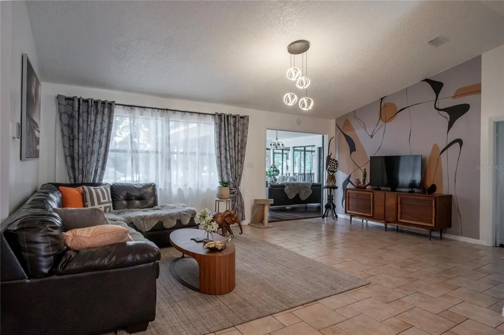36618 DORAL DRIVE Grand Island, FL 32735
