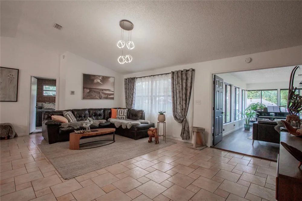 36618 DORAL DRIVE Grand Island, FL 32735