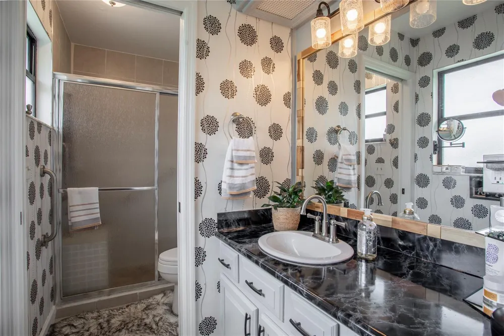 36618 DORAL DRIVE Grand Island, FL 32735