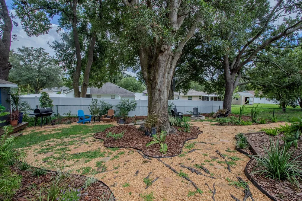 36618 DORAL DRIVE Grand Island, FL 32735