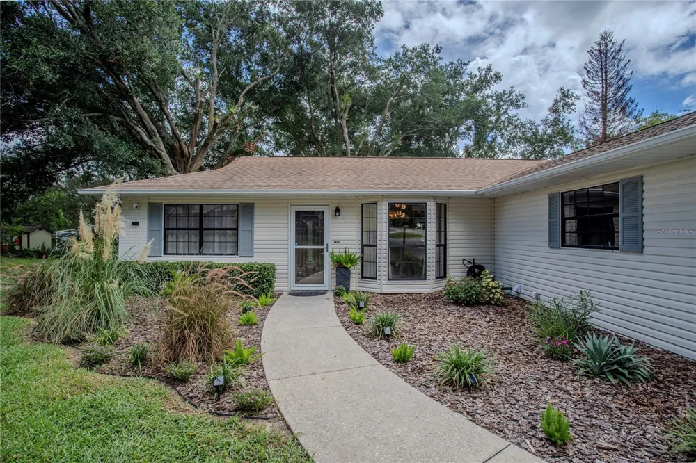 36618 DORAL DRIVE Grand Island, FL 32735