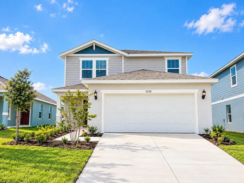 2250 LOVELY LANE Davenport, FL 33896