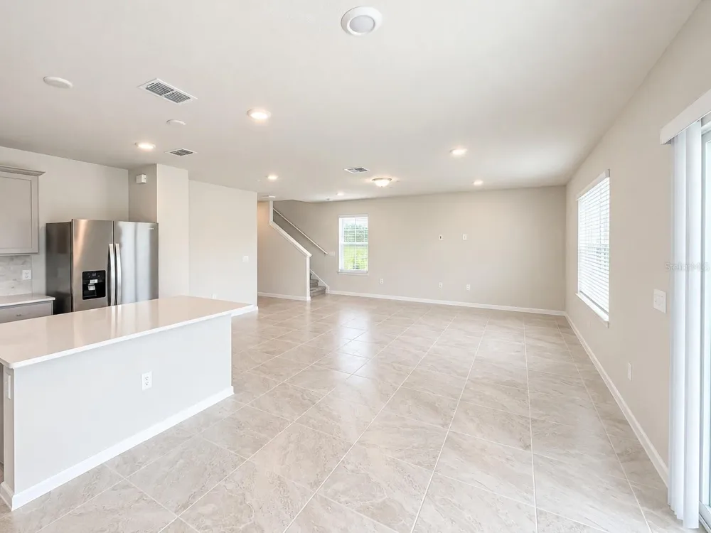 2250 LOVELY LANE Davenport, FL 33896