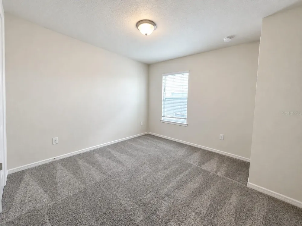 2250 LOVELY LANE Davenport, FL 33896