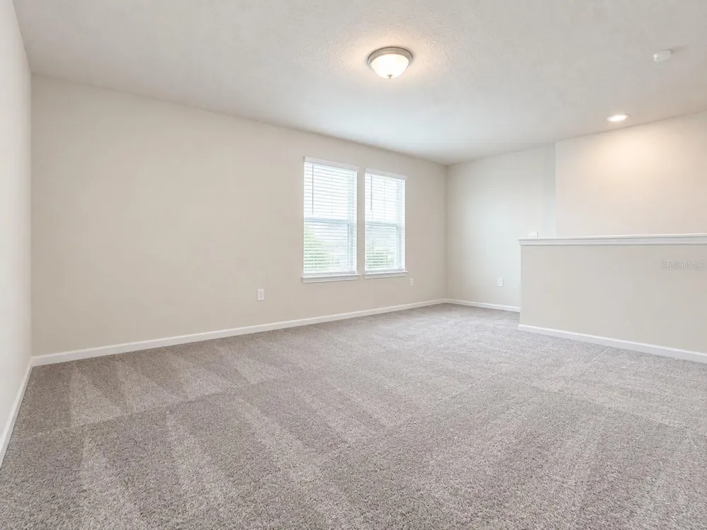 2250 LOVELY LANE Davenport, FL 33896