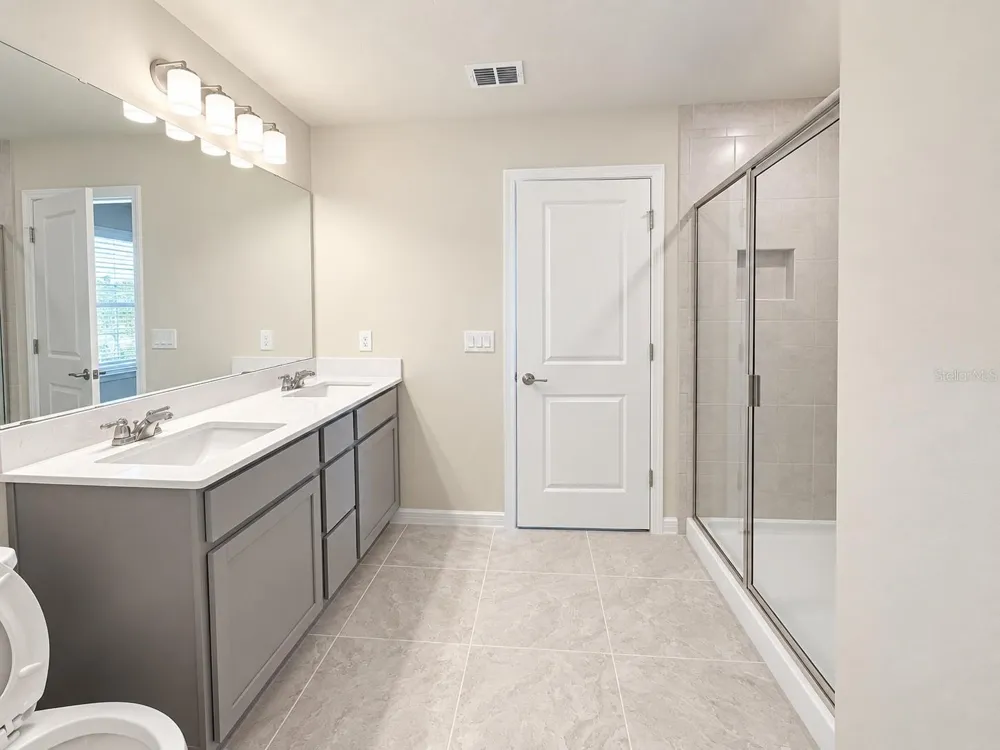 2250 LOVELY LANE Davenport, FL 33896