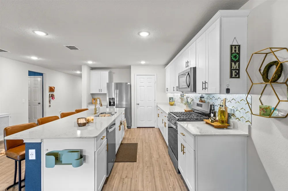 6609 Auburn Dale Road Pilot Point, TX 76258
