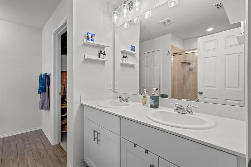 6609 Auburn Dale Road Pilot Point, TX 76258