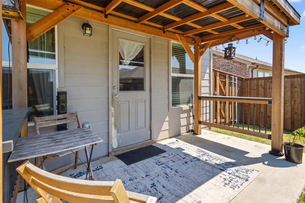 6609 Auburn Dale Road Pilot Point, TX 76258