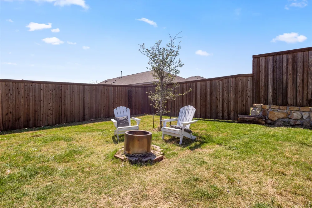 6609 Auburn Dale Road Pilot Point, TX 76258