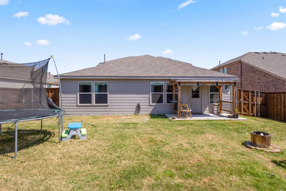 6609 Auburn Dale Road Pilot Point, TX 76258