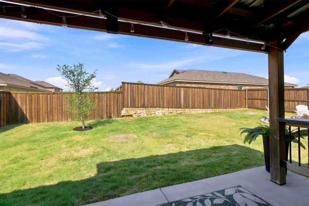 6609 Auburn Dale Road Pilot Point, TX 76258