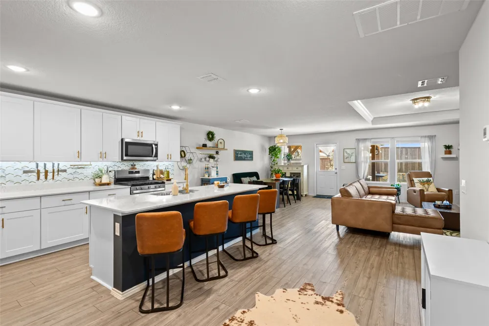 6609 Auburn Dale Road Pilot Point, TX 76258