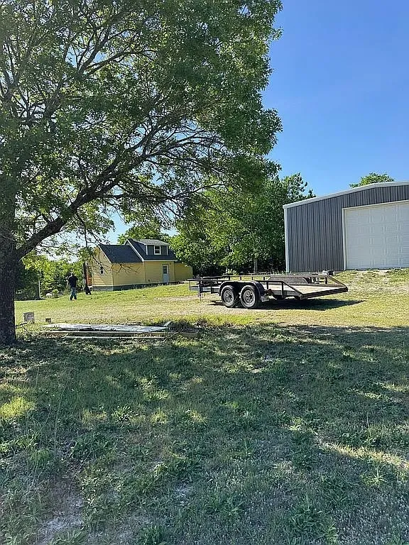 1509 Bethel Cannon Road Whitewright, TX 75491