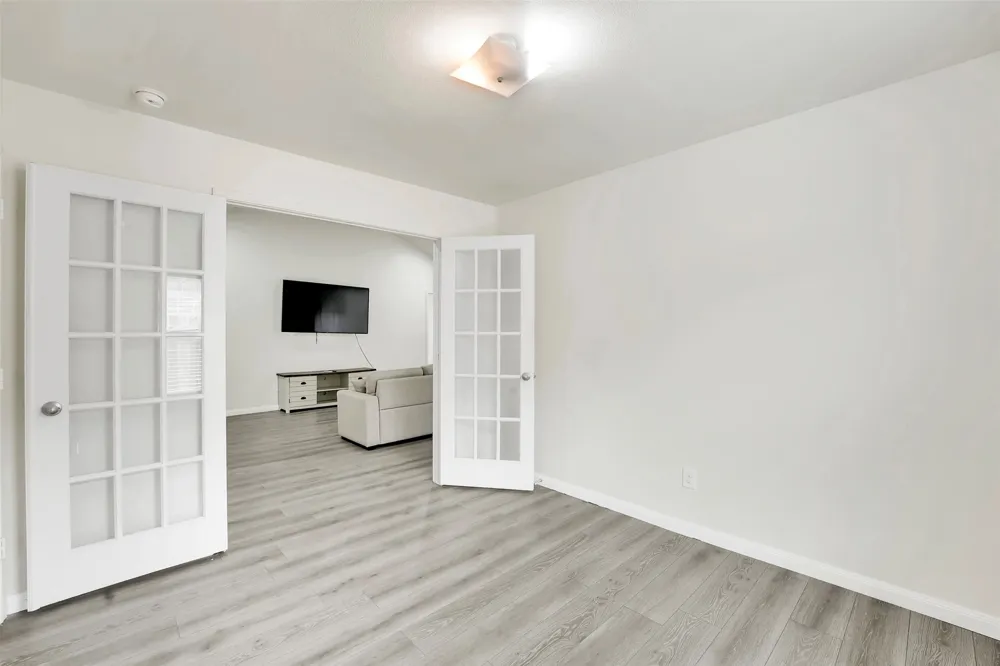 170 Kennedy Drive Venus, TX 76084