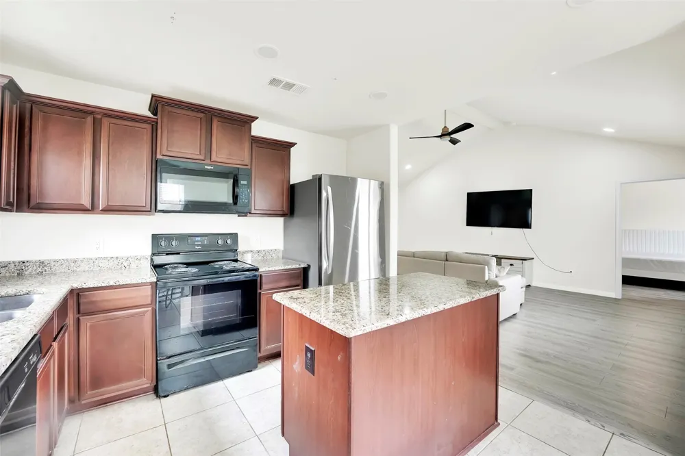 170 Kennedy Drive Venus, TX 76084