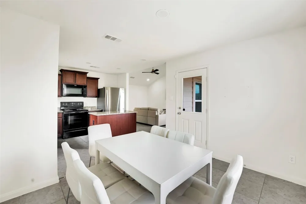 170 Kennedy Drive Venus, TX 76084