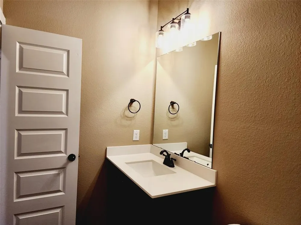 9840 Grosbeak Lane Magnolia, TX 77354