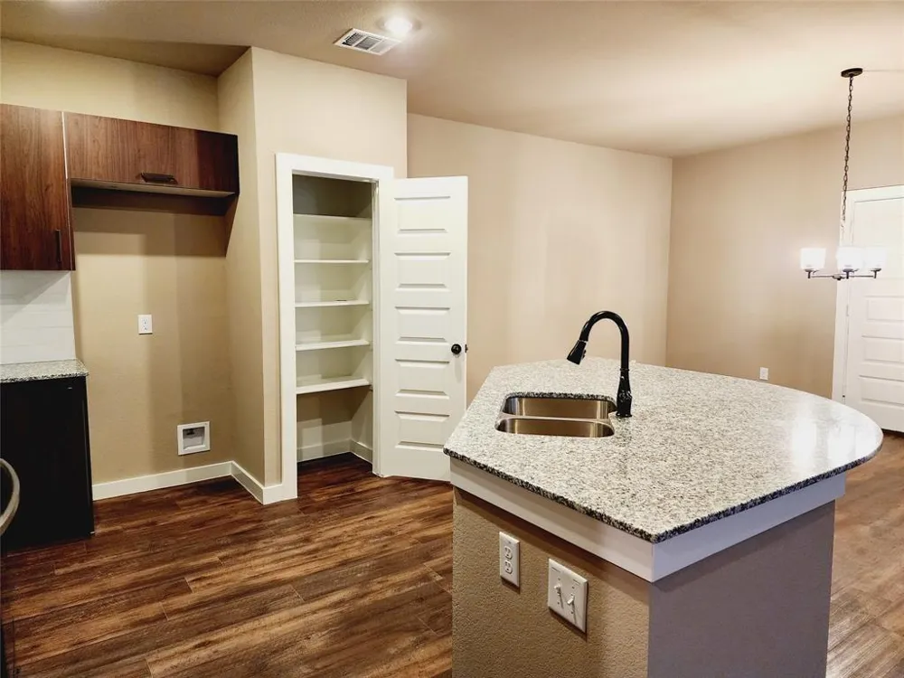 9840 Grosbeak Lane Magnolia, TX 77354