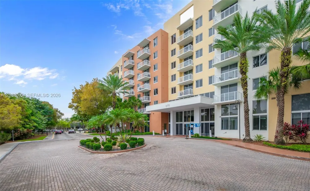 2775 NE 187th St #215 Aventura, FL 33180