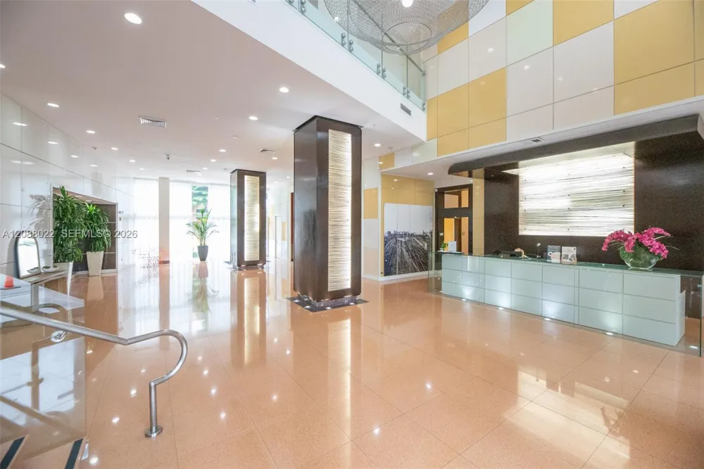 2775 NE 187th St #215 Aventura, FL 33180