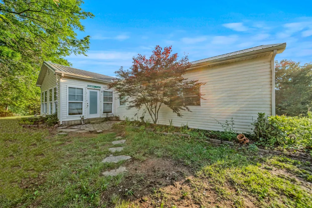 2000 Myers Cove Rd McMinnville, TN 37110