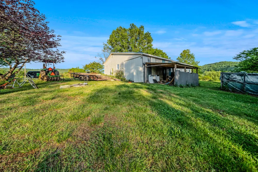 2000 Myers Cove Rd McMinnville, TN 37110