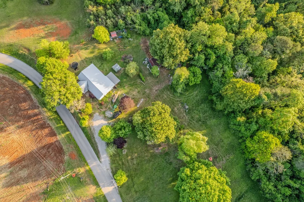 2000 Myers Cove Rd McMinnville, TN 37110