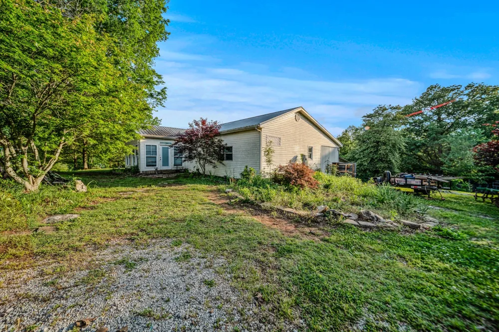 2000 Myers Cove Rd McMinnville, TN 37110