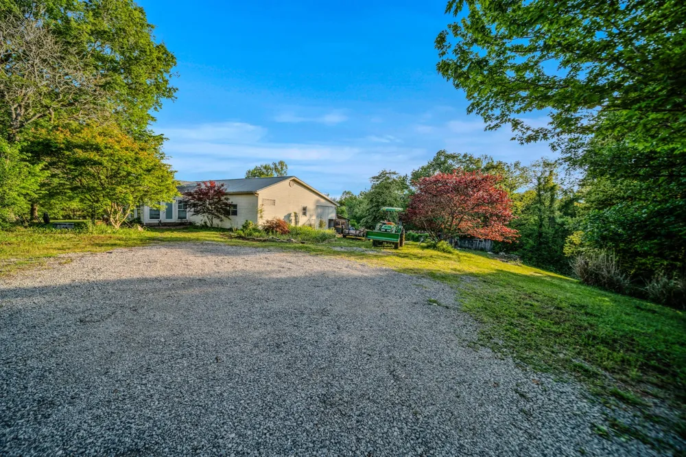 2000 Myers Cove Rd McMinnville, TN 37110