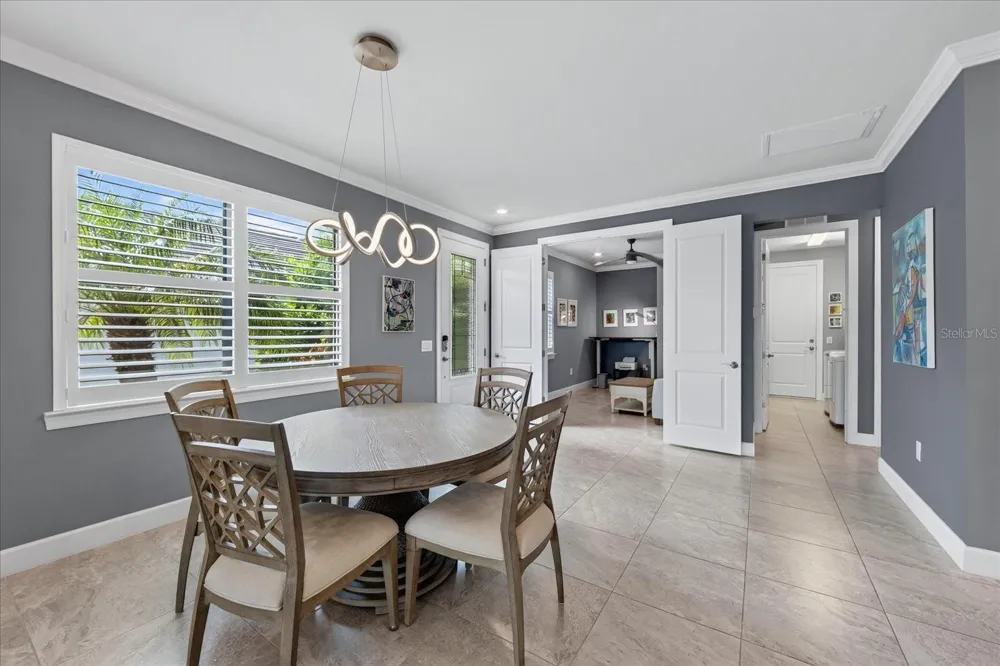 6927 HOLBROOK COVE Lakewood Ranch, FL 34202