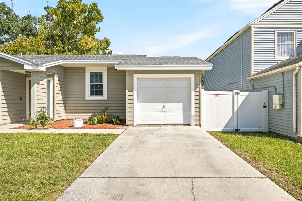 7714 GLADES COURT Temple Terrace, FL 33637