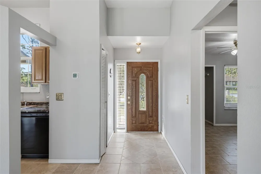 7714 GLADES COURT Temple Terrace, FL 33637