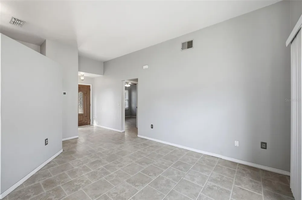 7714 GLADES COURT Temple Terrace, FL 33637
