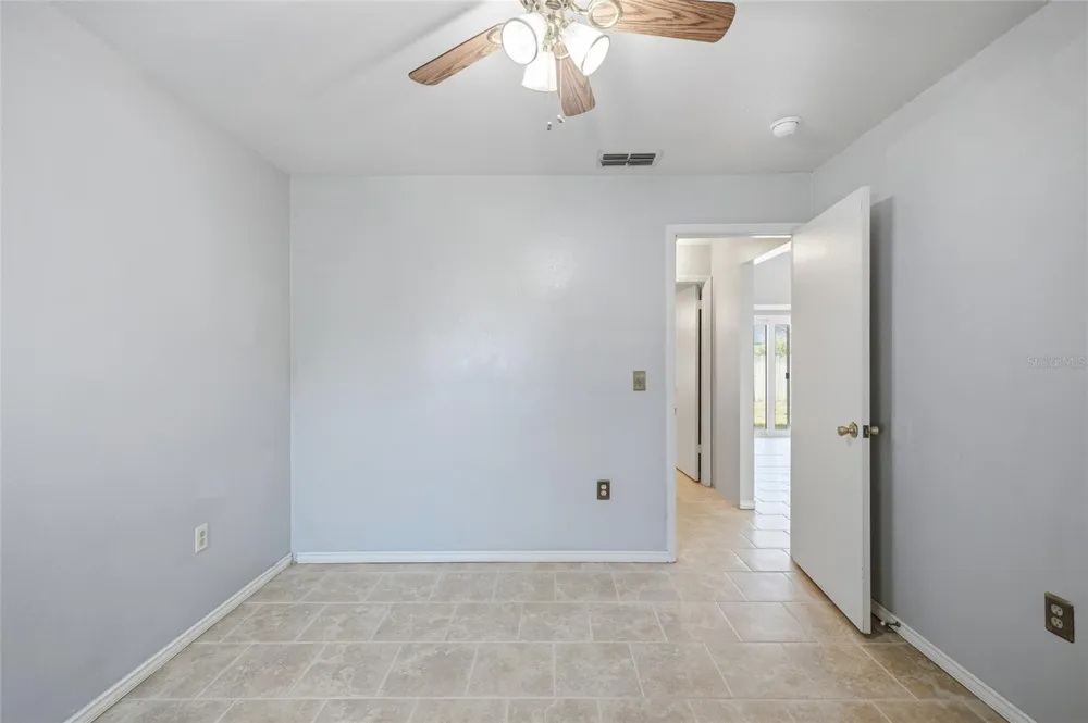 7714 GLADES COURT Temple Terrace, FL 33637