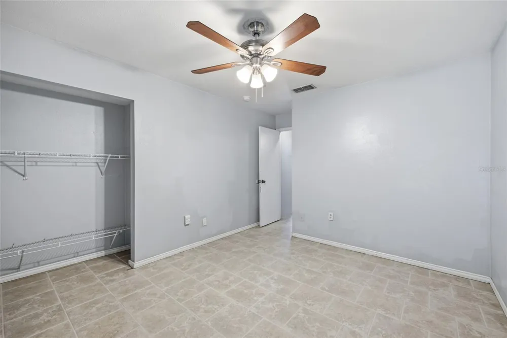 7714 GLADES COURT Temple Terrace, FL 33637