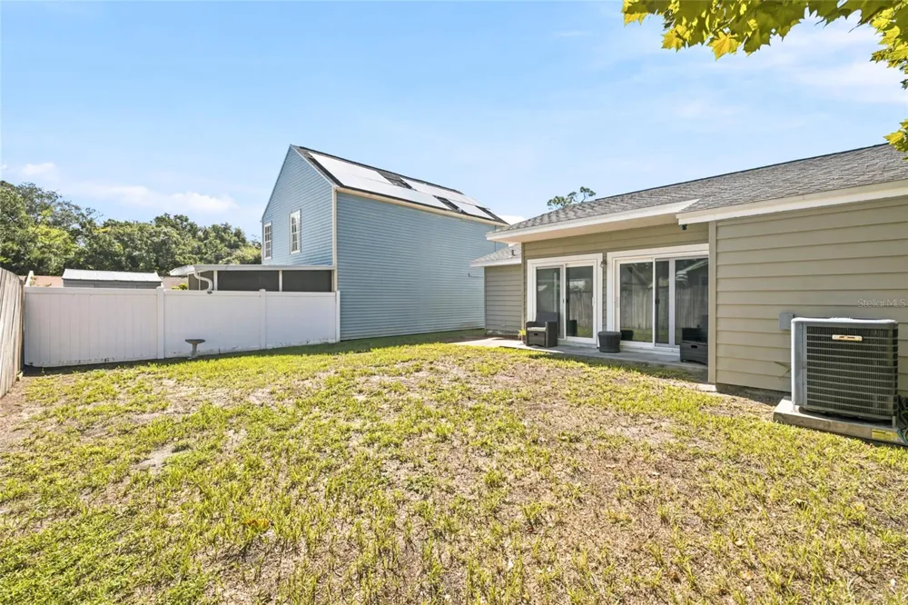 7714 GLADES COURT Temple Terrace, FL 33637