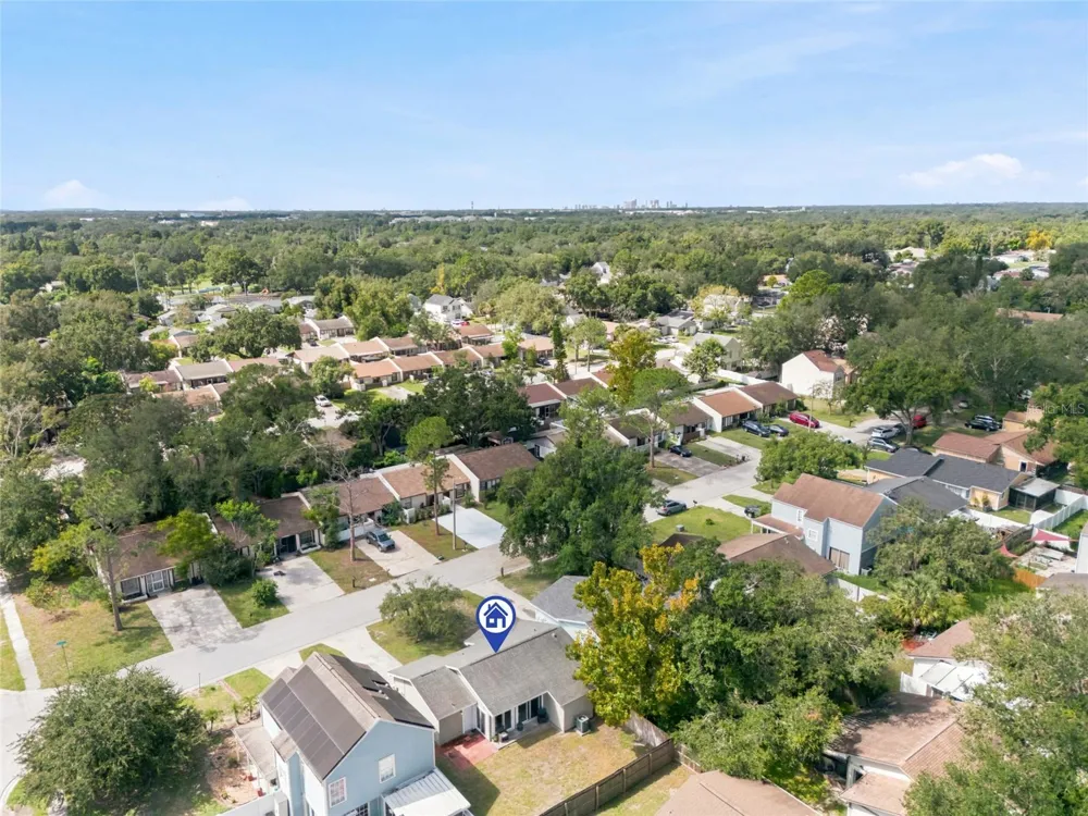 7714 GLADES COURT Temple Terrace, FL 33637