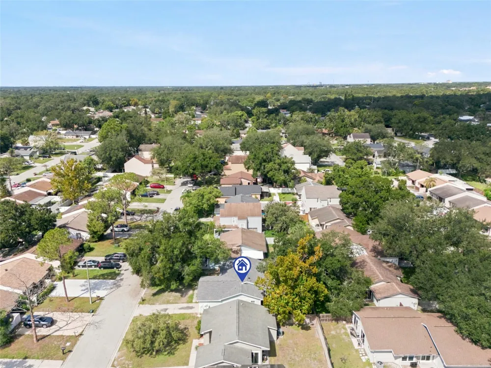 7714 GLADES COURT Temple Terrace, FL 33637