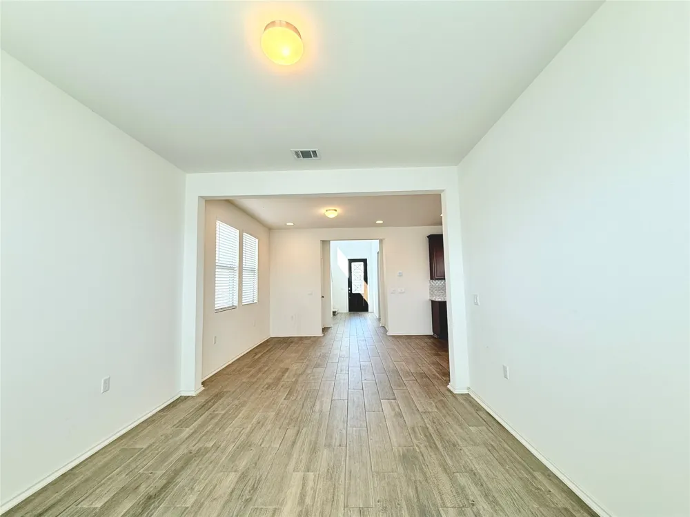 1905 Crimson Rosella Trail Austin, TX 78728