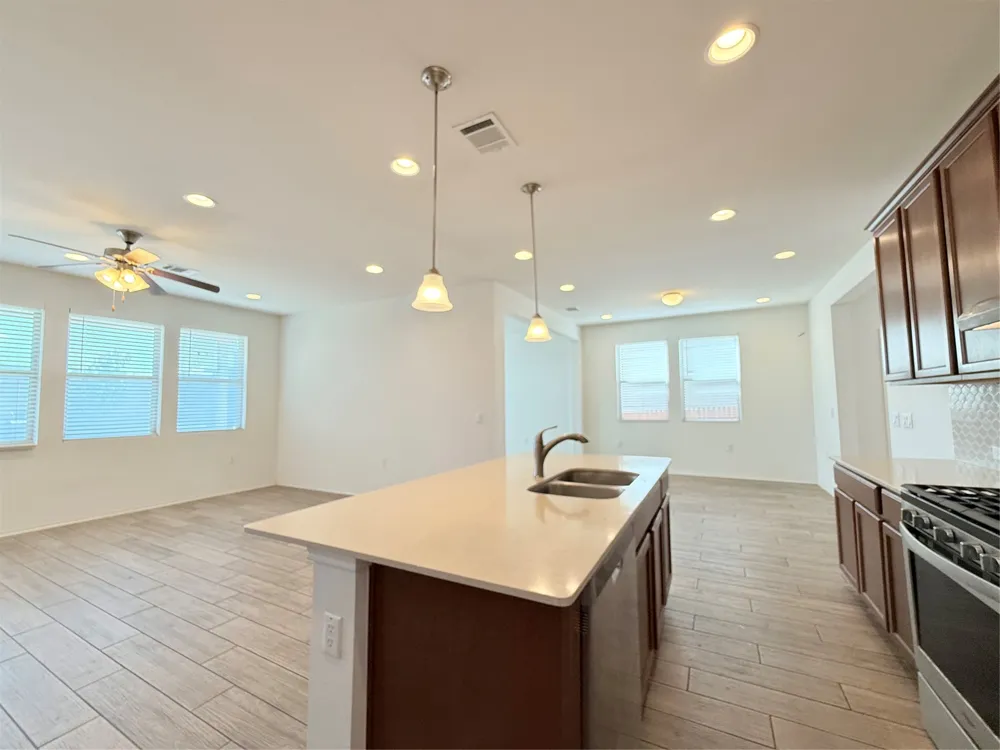 1905 Crimson Rosella Trail Austin, TX 78728