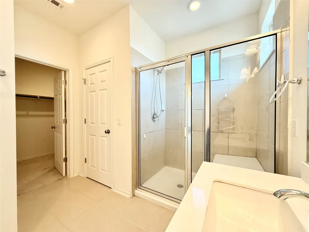 1905 Crimson Rosella Trail Austin, TX 78728