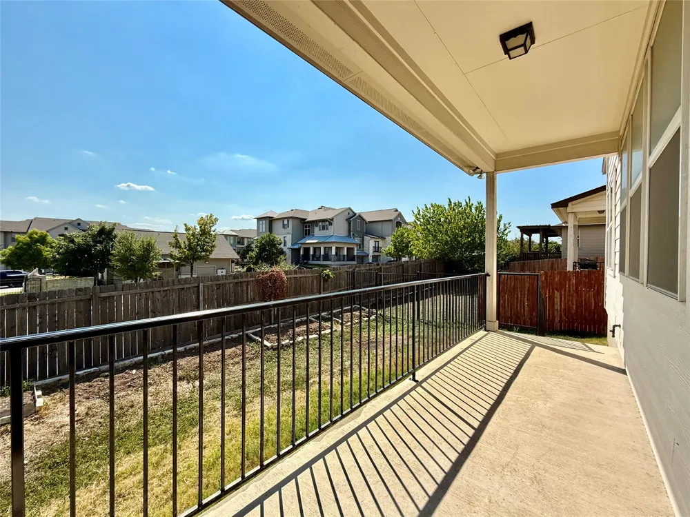 1905 Crimson Rosella Trail Austin, TX 78728