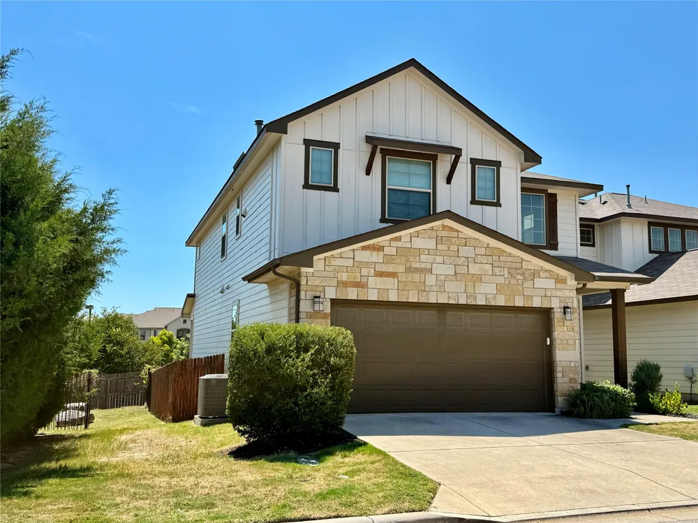 1905 Crimson Rosella Trail Austin, TX 78728