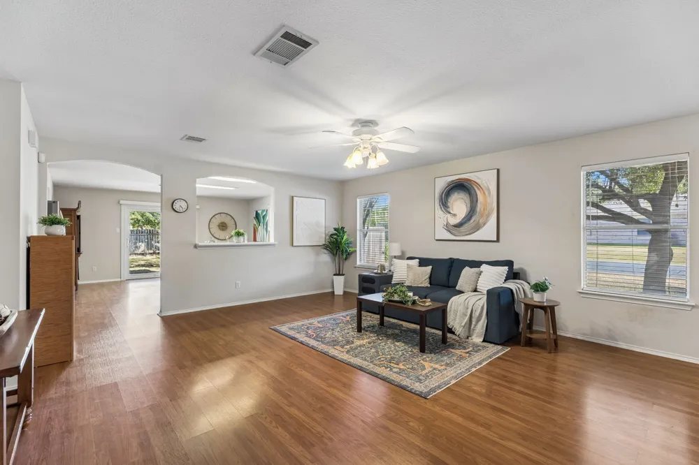 100 Devons Cove Buda, TX 78610