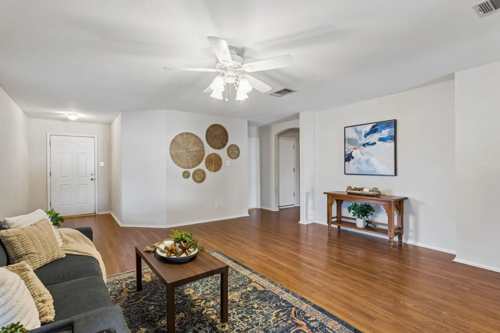 100 Devons Cove Buda, TX 78610